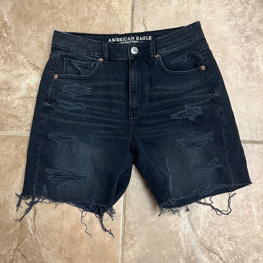 American eagle high-rise Tom girl, Bermuda Shorts